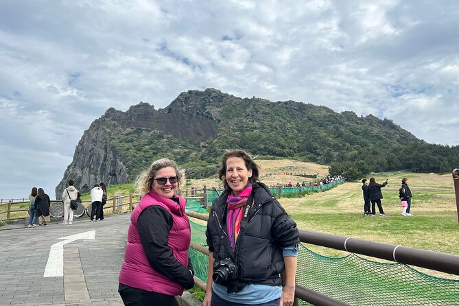 1-Day Jeju Shore Excursion – UNESCO Highlights for Cruise Guests - Two Jeju routes, depending on your cruise port