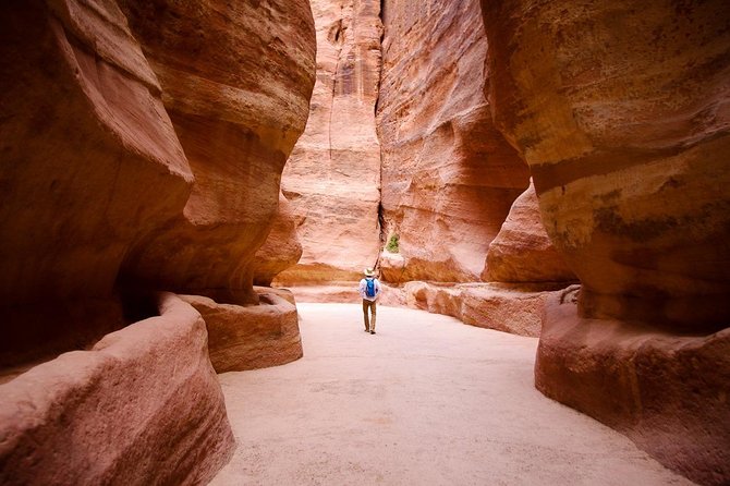 2 Day 1 Night Wadi Rum (Overnight) & Petra Shore Excursion - The overnight stay needs one important clarification