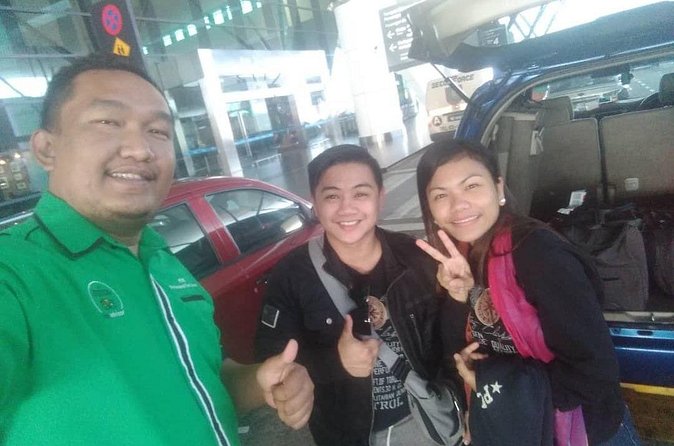 Airport Pickup / Drop off KLIA & KLIA 2 - Handling Delays, Early Arrivals, and Late-Night Pickups