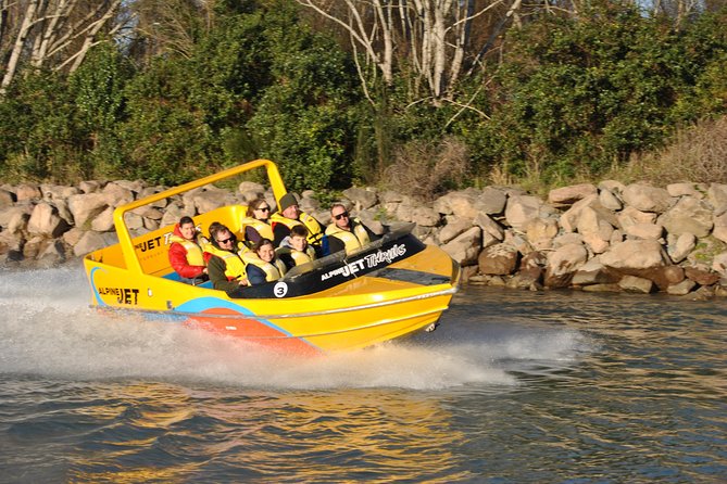Akaroa Shore Excursion: Christchurch City Tour and Jet Boating - Key points at a glance