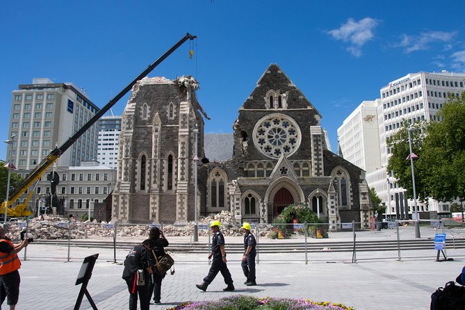 Akaroa Shore Excursion: Christchurch City Tour and Jet Boating - Who should book this Akaroa excursion?