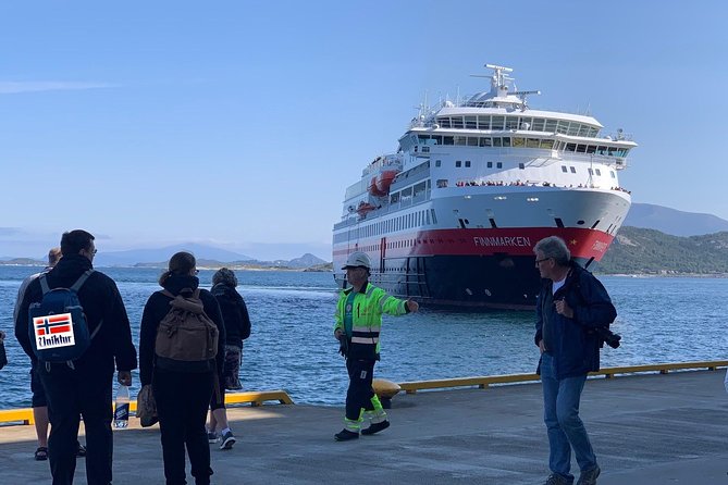 Alesund Sightseeing private tour for cruise passengers - Aksla Mountain without the 418-step climb