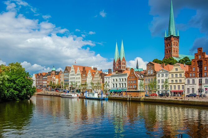 All-in-One: Beautiful Lübeck: Shore Excursion from Kiel Port - Walking, pace, and group comfort