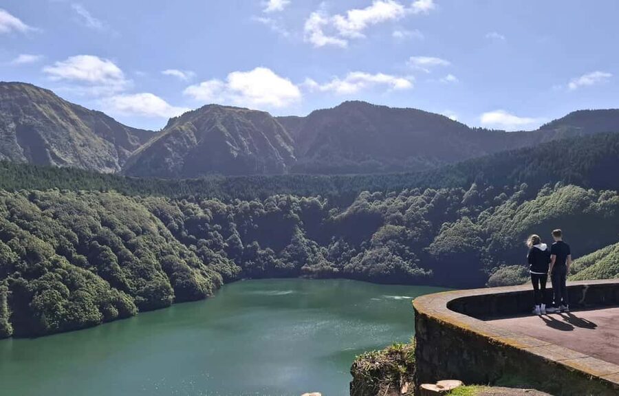 Azores: Sete Cidades, Blue & Green Lake Shore Excursion - Key points to know before booking