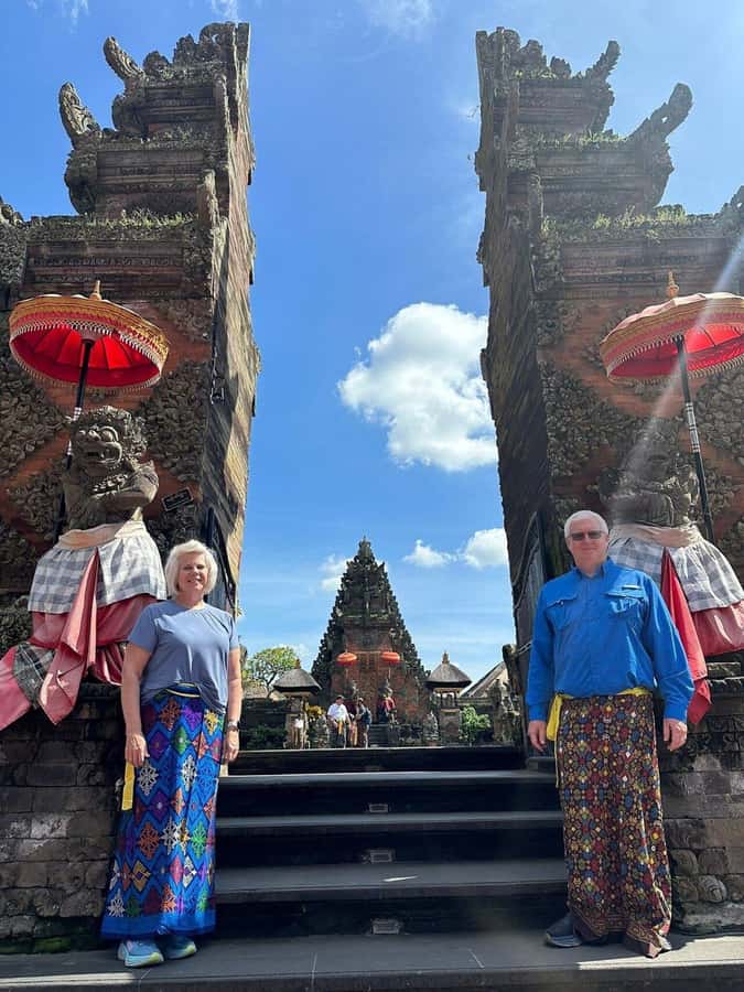 Bali: Shore Excursion for Cruises's passenger -All Inclusive - Celuk, batik, and the question of shopping
