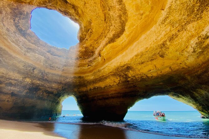 Benagil Cave Boat Tour - Catamarans or Rib - 2 H From Portimão - The first views: Praia Grande and Santa Catarina Fortress