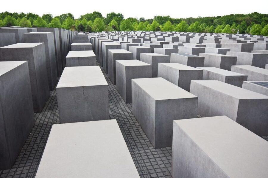 Berlin and Sachsenhausen: Shore Trip from Warnemünde Port - The three-hour run to Berlin