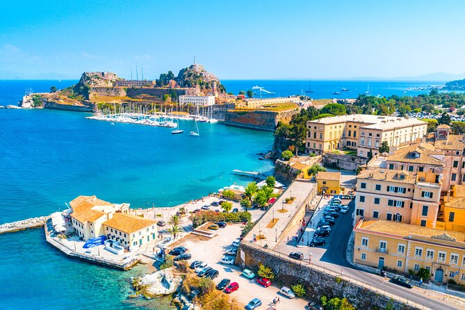 Best Corfu Tour with Boat Trip & Old Town for Cruise Passengers - Meeting the guide beside the cruise ship