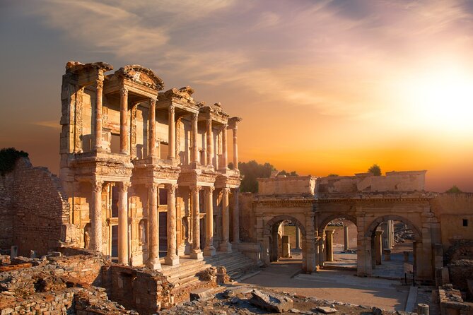 Best Seller: Private Ephesus Shore Excursion from Kusadasi Port - Reaching Ephesus from Kusadasi Port