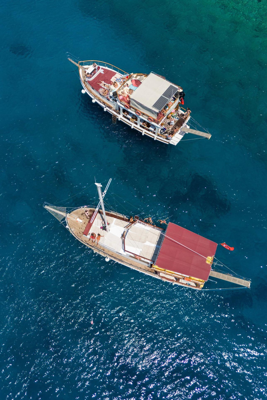 Bodrum: Boat Tour for Mein Schiff and Aida Cruise Passengers - Lunch on Board: Simple Food, Generous Portions