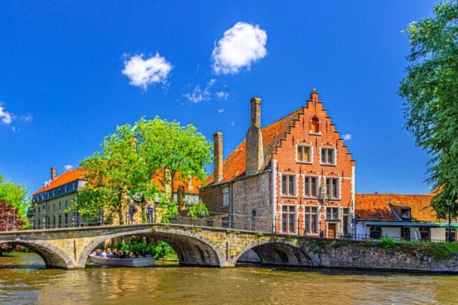 Bruges Tour from Cruise Port and Venice of the North Canal Cruise - The Beguinage and Minnewater bring a quieter mood