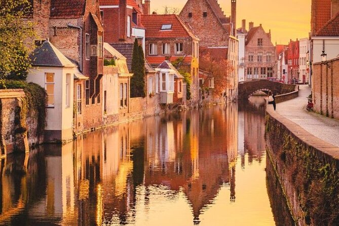 Bruges Tour from Your Cruise Ship with Canal Cruse & Leisure Time - Market Square and your free time