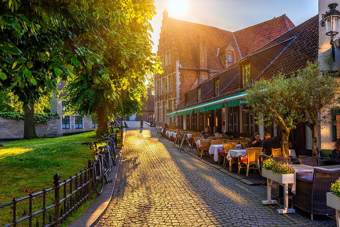 Bruges Tour with Canal Cruise from Zeebrugge Cruise Port - Minnewater Lake adds a quiet pause