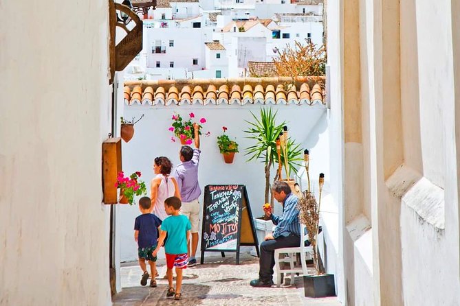 Cadiz Private Shore Excursion: The White Washed Villages & Trafalgar Cape - Why this makes a strong Cádiz shore day