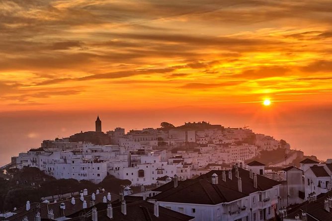 Cadiz Private Shore Excursion: The White Washed Villages & Trafalgar Cape - Arcos de la Frontera, the dramatic first stop