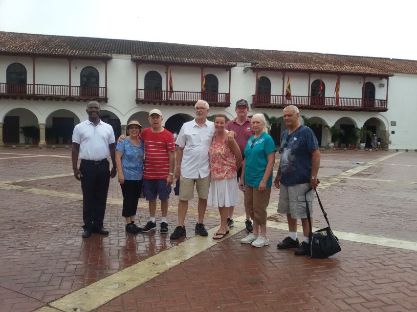 Cartagena City Tour: 4-Hour Cruise Excursion - Meeting your guide at the cruise port