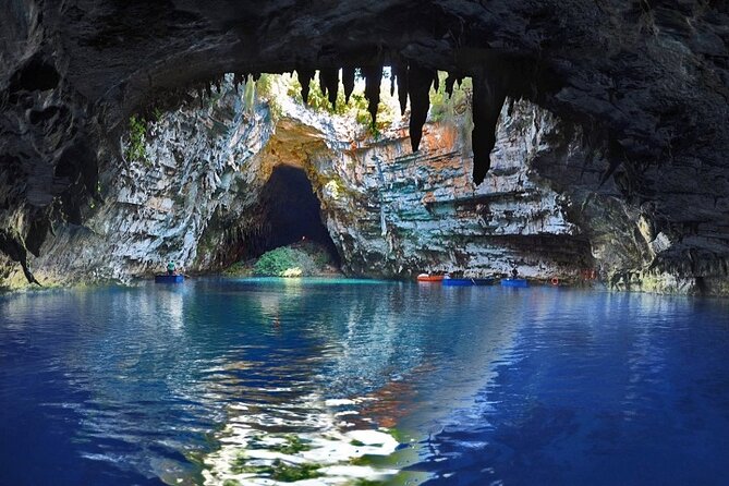 Cephalonia Private Shore Excursion Kefalonia Highlights - Drogarati Cave and the 150 steps below ground