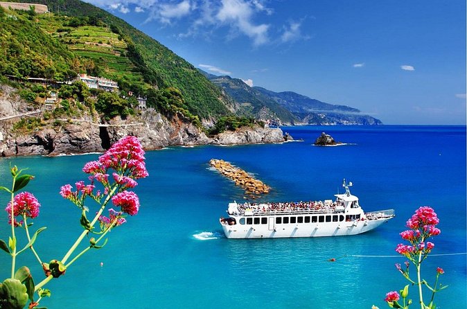 Cinque Terre Small Group Tour max 13 people from Livorno port - Ferry or train: an important extra cost