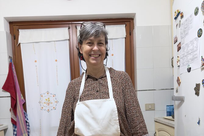 Civitavecchia Private Cooking Course to Make Pasta - Tagliatelle cut with a knife