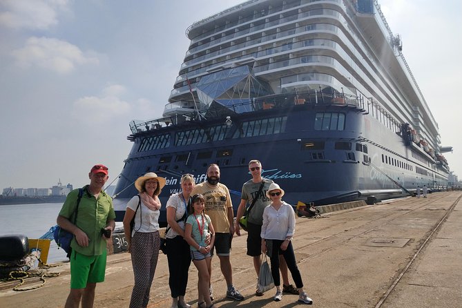 Cochin Private guided Tuk Tuk tours with pick up from cruise ships - Paradesi Synagogue and Jew Town