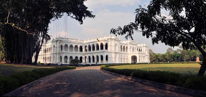 Colombo City Tour (small group with pickup from Cruise ship) - A practical Colombo introduction from the cruise port