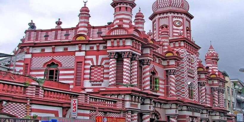 Colombo Port Shore Excursions Colombo City & Kalaniya Temple - Town Hall, Viharamahadevi Park, and civic Colombo
