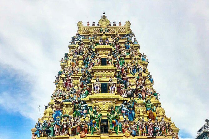 Colombo Port Shore Excursions Panoramic Colombo City By Tuk Tuk. - Viharamahadevi Park and Cinnamon Gardens