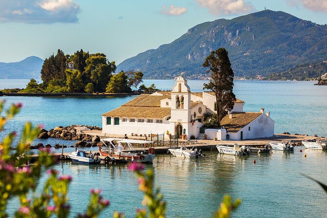 Comprehensive Corfu Shore Excursion from Cruise Port - Guides who make the bus time count