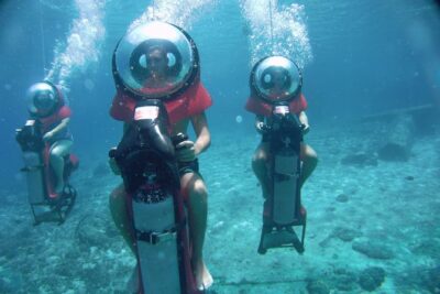Mini-SUB Diving Adventure