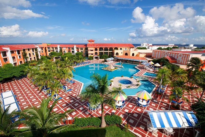 Cozumel Shore Excursion: Mini-SUB Diving Adventure - Marine life and the hands-on moments
