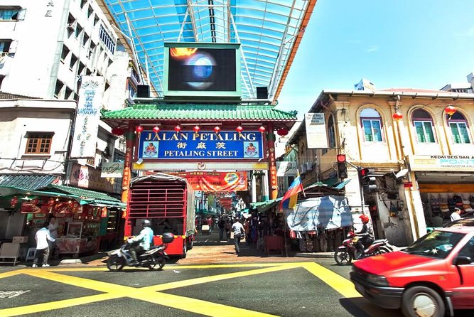 Cruise Excursion: Kuala Lumpur Full-Day City Sightseeing Tour - Royal Landmarks And The National Monument