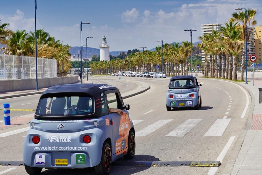 Cruise Terminal Pickup: Málaga in 2 Hours by Electric Car - How the guide system works