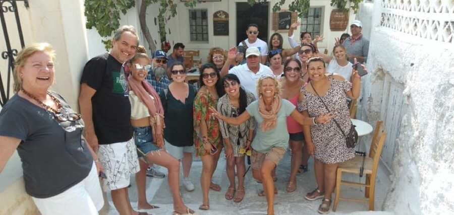 Cruise Traveller's Shore Excursion - Oia is the day’s main walking stop