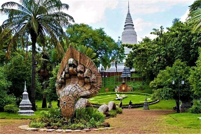 Day Trip from Sihanoukville to Phnom Penh for Cruise Passengers - Royal Palace and Silver Pagoda: Phnom Penh’s formal heart