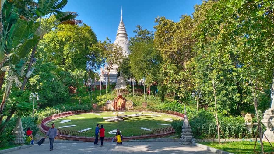 Day trip from Sihanoukville to Phnom Penh for Cruise Ship - Tuol Sleng, a difficult but necessary visit