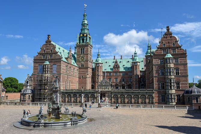 Deluxe Copenhagen Shore Excursion from Cruise Ship Port - Amalienborg Palace and the changing guard
