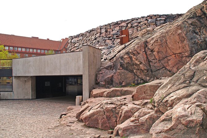 Deluxe Helsinki Shore Excursion from Cruise Ship Port - Guide quality and the value of the group format