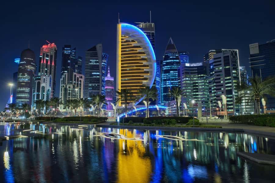Doha: City Tour from Hamad Int'l Airport or Doha Cruise Port - Doha Corniche: A Quick First Look at the Bay