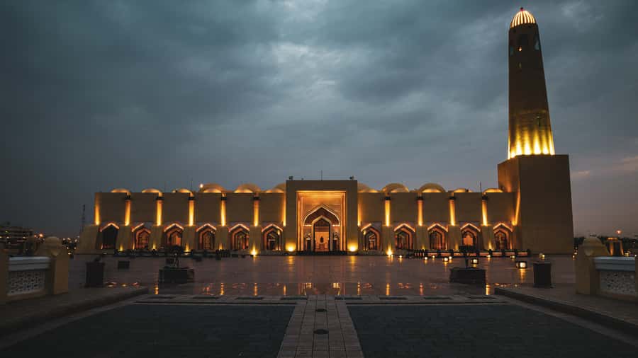 Doha: city tour Pickup from Airport/Hotel/Cruise port - Putnam’s guide style and the private format
