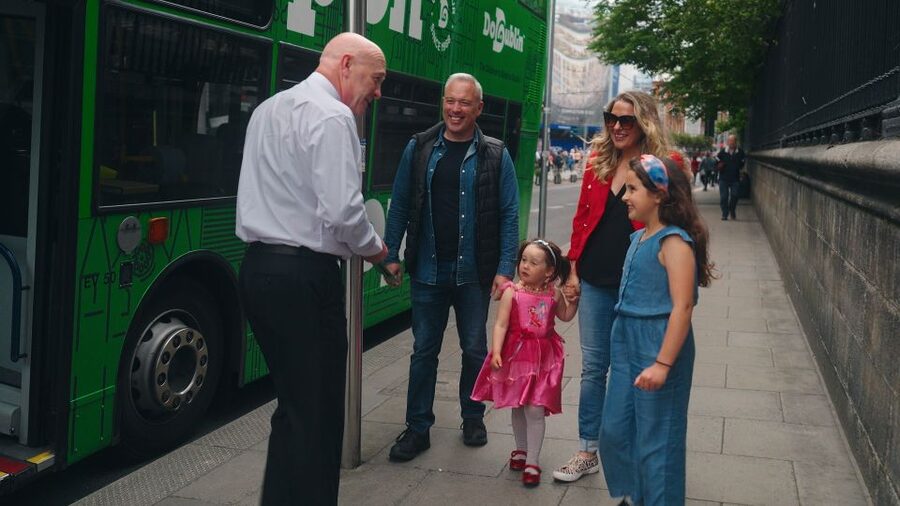 Dublin: Cruise Excursion Hop-On Hop-Off Tour & Rail Ticket - Key points at a glance