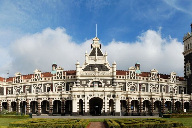 Dunedin Shore Excursion City Sightseeing & Tour of Larnach Castle - Larnach Castle and its scandalous past