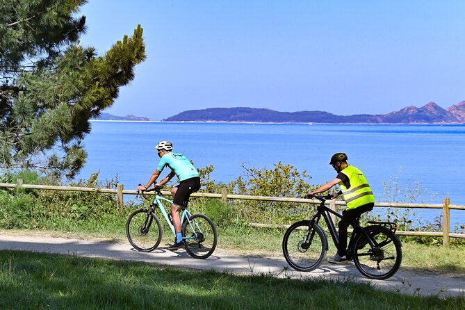 Electric bike tour with optional pick-up for cruisers - What the $78.61 price gives you