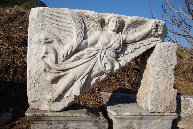 Ephesus Shore Excursion Private Guided Tour - Meeting your guide at Kusadasi port