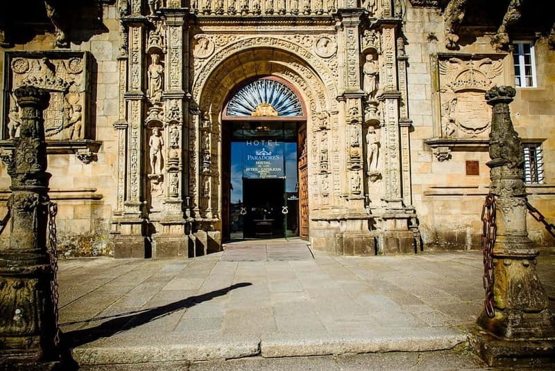 Exclusive excursion from Vigo to Santiago de Compostela for cruise passengers - The Cathedral Museum and included admission