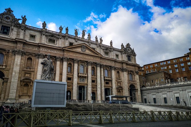 Exclusive Shore Excursion Rome Highlights & Skip the Line Sistine Chapel Tour - The Pantheon and a walk through Rome’s lanes