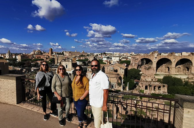 Exclusive Shore Excursion Rome Highlights & Skip the Line Sistine Chapel Tour - Tossing a coin at the Trevi Fountain