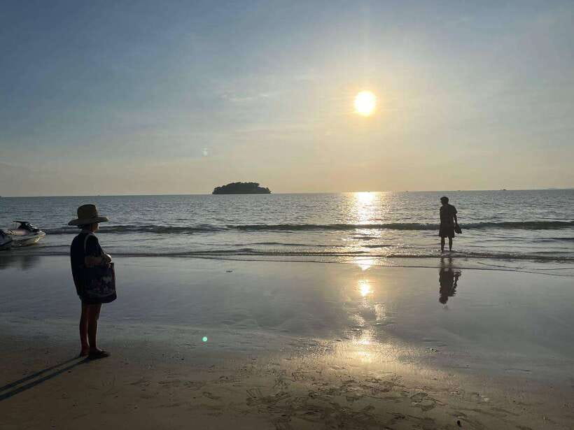 Exploring Sihanoukville: Shore Excursions from Cruise Ports - Wat Leu Pagoda: views, color, and quiet