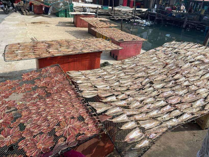 Exploring Sihanoukville: Shore Excursions from Cruise Ports - Golden Lion Statue and the beach stop