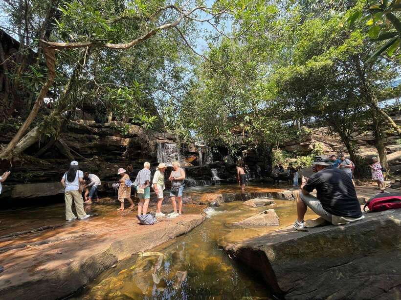 Exploring Sihanoukville: Shore Excursions from Cruise Ports - Starting at One Lion Circle and meeting your driver