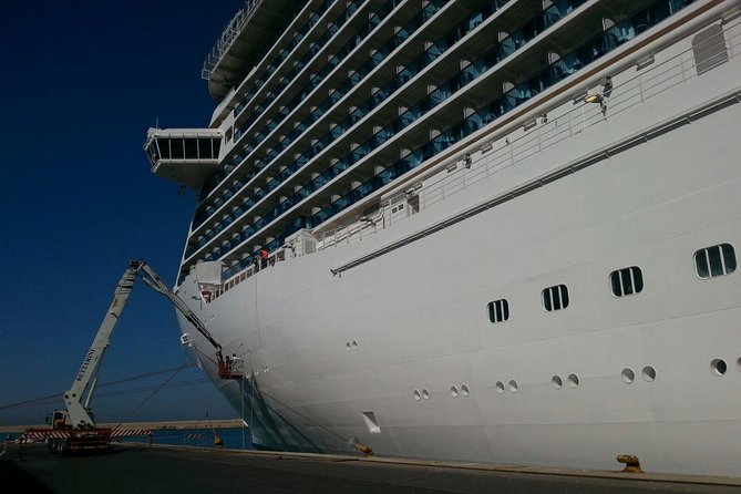 Florence and Pisa: Round Trip Tour from Livorno Cruise Port - A private day from Livorno, not a standard bus outing